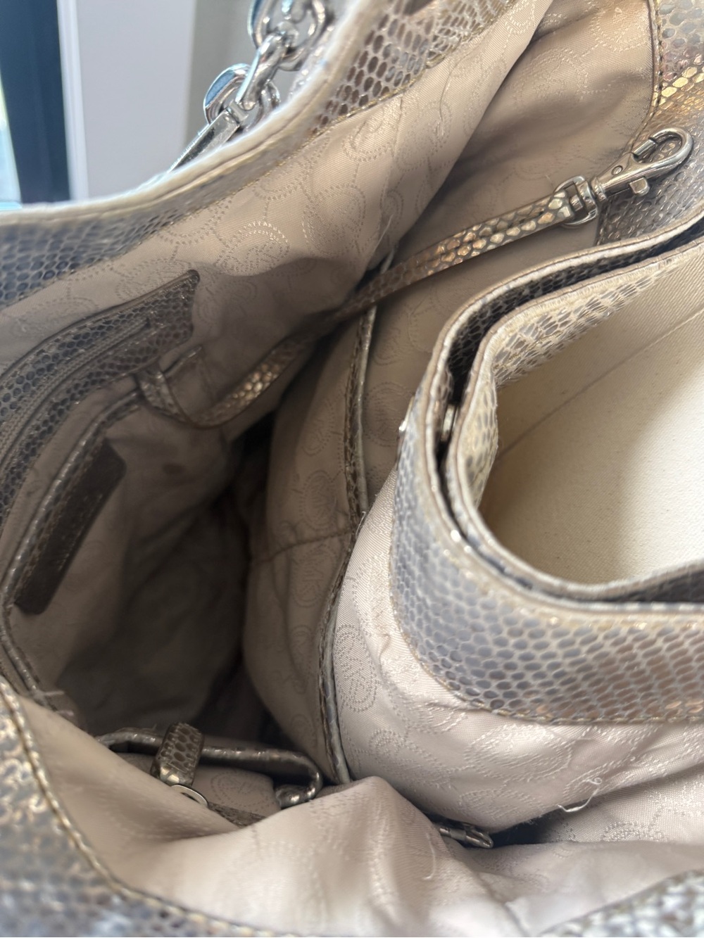 Michael Kors Metallic Silver Shoulder Hobo Bag - Picture 4 of 9